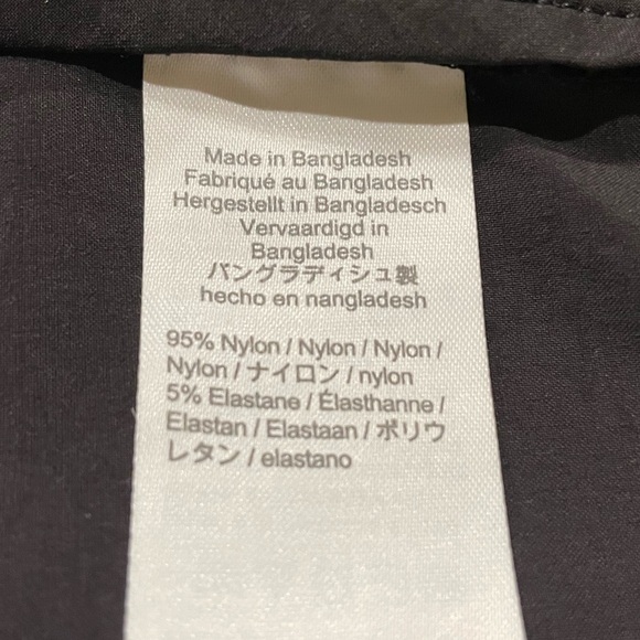 J. Crew Men’s Stretch Trade Mark 484 Slim Fit Tech Pants in Black, 32x30 - Picture 10 of 11